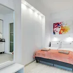 City Studio Apartment 3-3